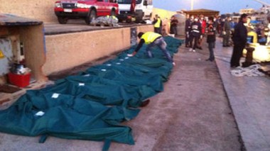 63 migrants morts en Méditerranée : une coalition d’ONG dépose plainte contre l’armée française