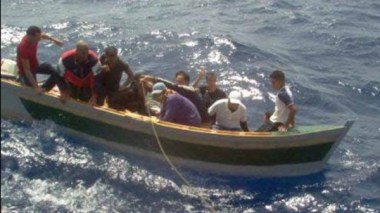 Tunisian authorities deport 21 illegal immigrants to Algeria