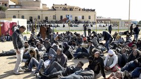 تدفق عشرات “الحراقة” الجزائريين على سواحل إيطاليا!