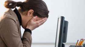 Comment les réseaux sociaux servent d’exutoire aux victimes?