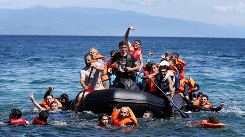 بلمداح: لا تغامروا بأطفالكم في الحرقة.. ستفقدونهم في أوروبا بقوة القانون