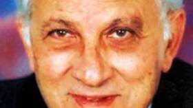 وفاة الفنان المصري عمر الحريري