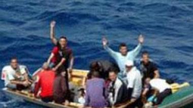 Thousands of Moroccans seek refuge in Algeria border town