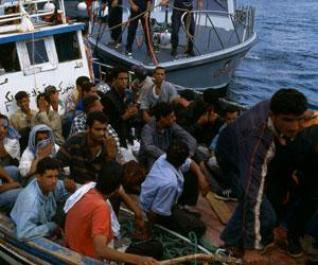 Immigration clandestine: L’Algérie accepte de créer des centres d’accueil‬