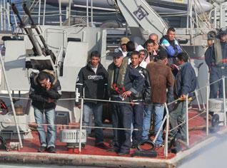 Algeria: lawyers refuse to criminalise illegal migrants