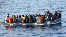 2036 جزائري في مراكز حجز “الحراڤة” بفرنسا