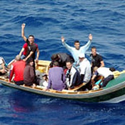 Naval forces beef up surveillance along Algerian coastline to curb illegal immigration