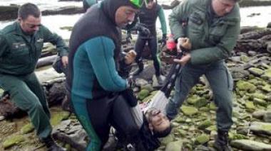 Algerian families call on the Tunisian president to recover their children.