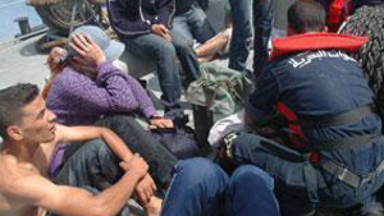 السلطات  الاسبانية  تُرحِّل  22  حراڤا  من  مستغانم  عقب  احتجازهم  لـ  3  أسابيع