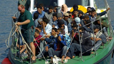 12 Algerian illegal immigrants reach Spain