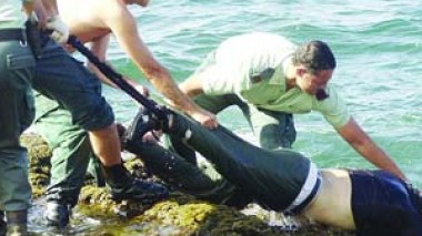 Des jeunes harragas arrivent en Italie à bord d’un jet Ski volé