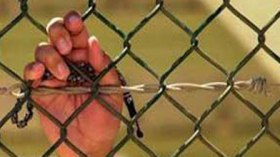 الجزائريون المحكوم عليهم بالإعدام في ليبيا يفطرون على الماء