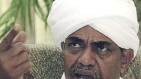 البشير يتلقى رسالة من مبارك