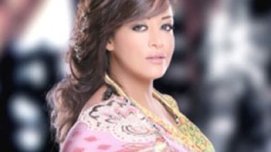 Hasna Awarded in Tunisia as the â€˜Best Moroccan Artistâ€™