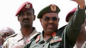 في ثاني زيارة له إلى الإقليم : البشير يدعو إلى نزح السلاح في دارفور