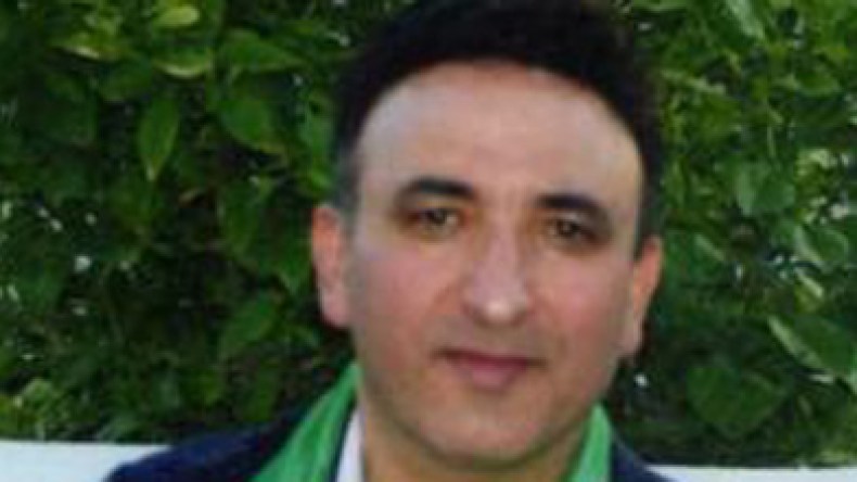 حسان زيتوني للشروق:اختطفت معصوب العينين..عوملت باحترام ولن أغادر قبل تحرير زميلي