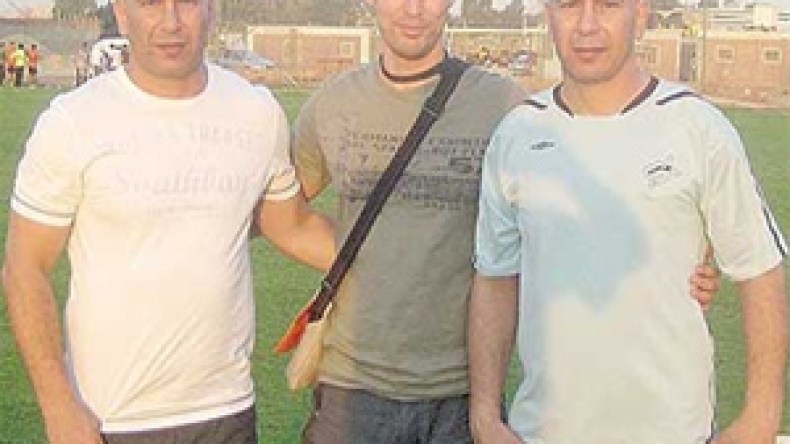 ‮”‬الجزائريون‭ ‬طلبوا‭ ‬منا‭ ‬النظر‭ ‬فيما‭ ‬يفعله‭ ‬إبراهيم‭ ‬حسن‭ ‬وهو‭ ‬موقوف‮”!‬