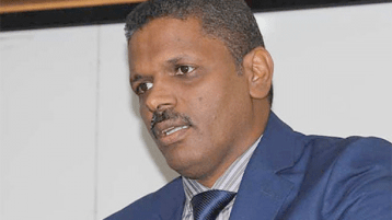 “مهرودة” وفرحانين!