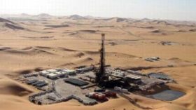 وزارة الداخلية تمدد إقامة عمال سوريين بمنابع النفط