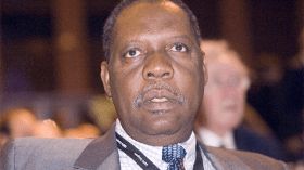 خلاف حاد بين بيراف وحياتو