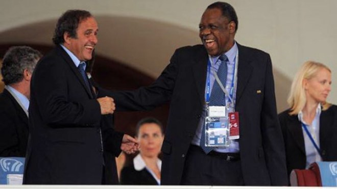 حياتو حصل على 1.5 مليون دولار وفرنسا نالت 22 مليار دولار لدعم قطر 2022