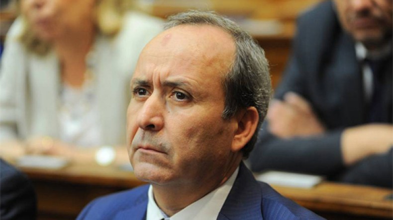 وزير الصحة يعاين قطاعه بالمدية في جولة صامتة!