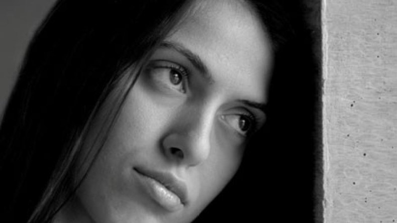 إخفائي للحقيقة سيدمر بيت الشقيقة