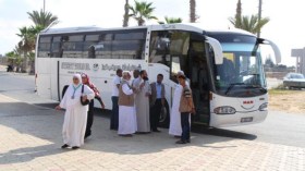 102 حاج من العجزة والمعوزين يتوجهون إلى البقاع المقدسة