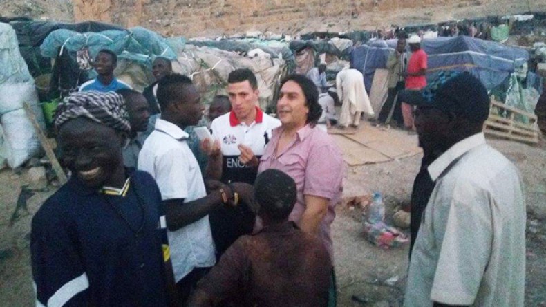 “زندار”.. قبيلة نيجرية كاملة تنزح إلى باتنة