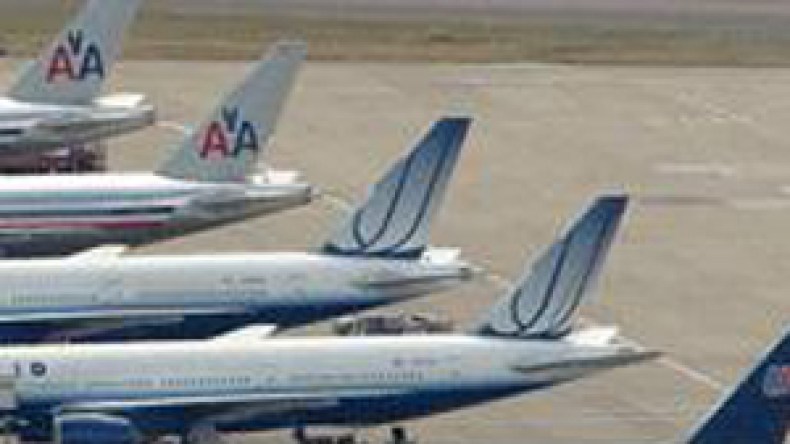 نشطاء “غرينبيس” يحتلون طائرة BA احتجاجاً على توسعة هيثرو