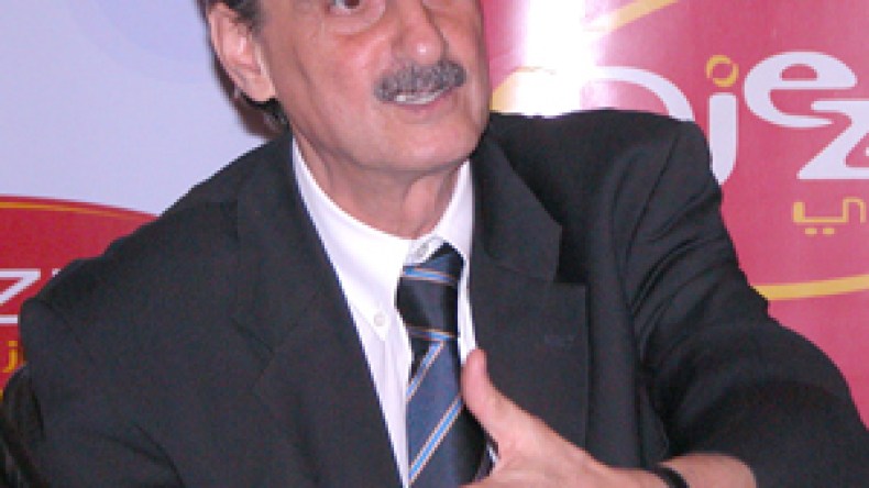 خطأ فادح في قوانين الفاف يجرم المحليين ويعفو عن المحترفين