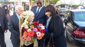 “أميار” فرنسا يسألون عن أحوالكم؟