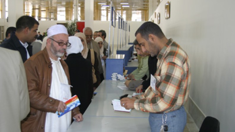 عشرات الحجاج الجزائريين دون جوازات سفر في مطارات السعودية
