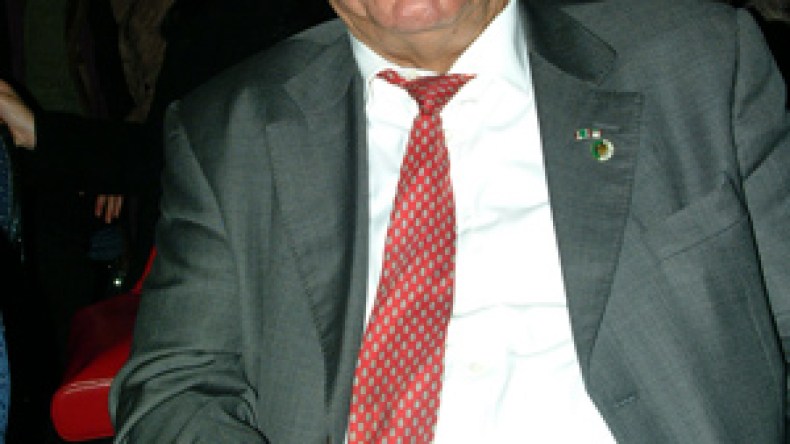 أيا زمنَ الهزيمة ما أشدَّ وطأَك وأطولَك!