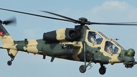 الأكراد يسقطون طائرة عمودية عسكرية تركية