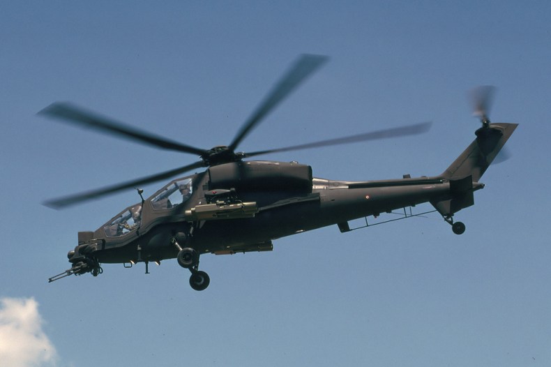 The largest deal with Italy: Algeria  to buy 124 helicopters worth four billion Euros