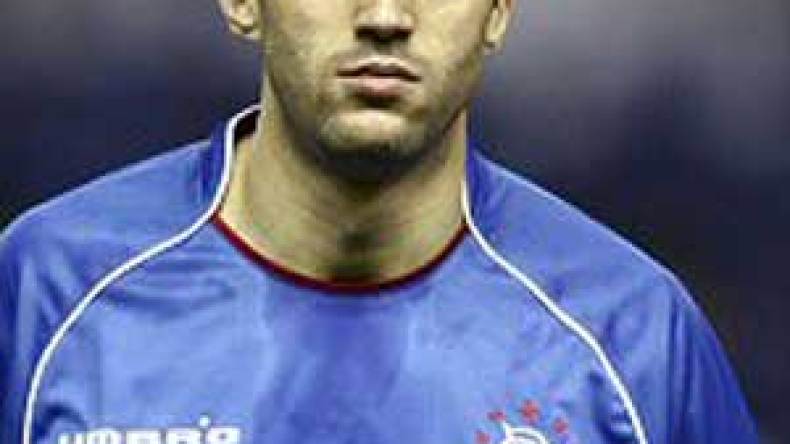 تأهل حمداني وإقصاء زياني