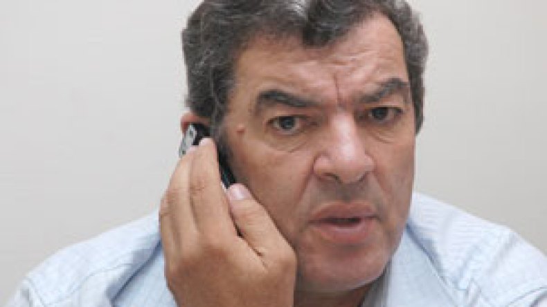 مناد يضيع وحناشي في ورطة