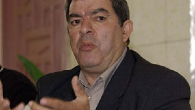 حناشي يراسل الكاف .. شاوشي يجري فحصا بالأشعة ولانغ قريب من الاقالة