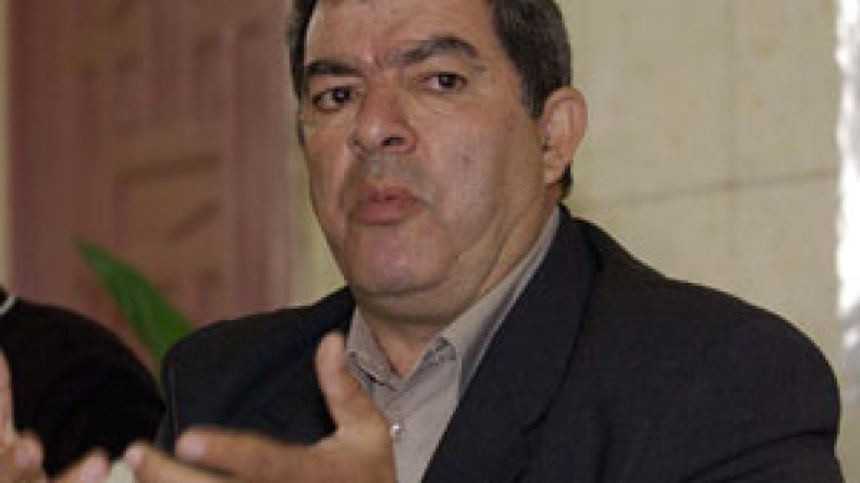 حناشي يراسل الكاف .. شاوشي يجري فحصا بالأشعة ولانغ قريب من الاقالة