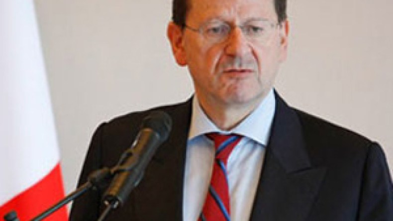 وزير التجارة الفرنسي يحرض دول المتوسط ضد الجزائر