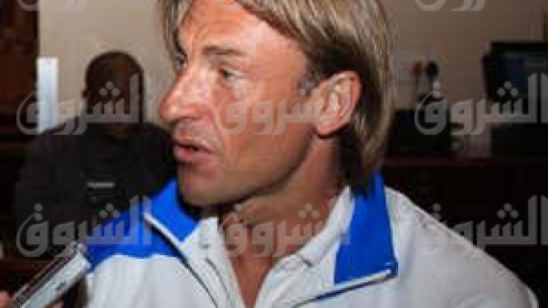 هيرفي رونار لاعب مغمور ومدرب ناشئ