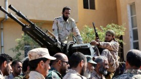 محتجون ليبيون يسيطرون على قناة تلفزيونية حكومية