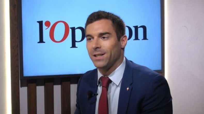 مُتطرّف فرنسي “يتكالب” رغم وفرة لقاح “باستور”!