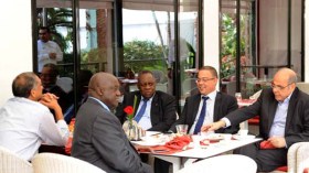 لعبة القط والفأر بين المغرب وحياتو تحّول‮ “‬كان‮” ‬2015‮ ‬إلى‮ “‬مسخرة‮”!!‬