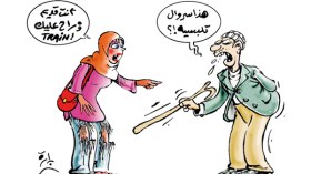 فتيات يسترن الشعر ويكشفن الركبتين