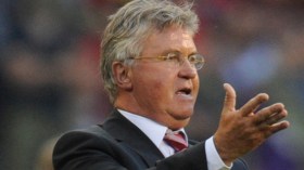 التقني هيدينك يرشح روسيا لبلوغ ثمن نهائي المونديال