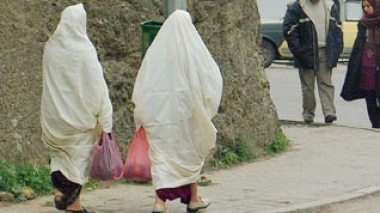 Women more excited about scarf in Algeria, says study