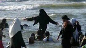 شواطئ خاصة في مصر تمنع دخول المحجبات إليها ..