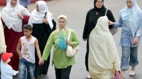 المجتمع يتجه نحو المحافظة والجزائريات أكثر تحمسا للحجاب من الرجال